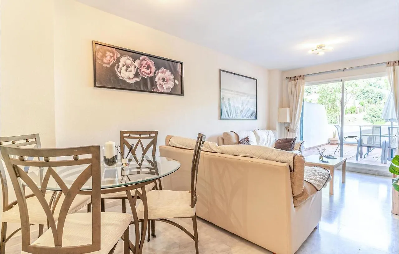 Nice Apartment In Benalmadena With Kitchen